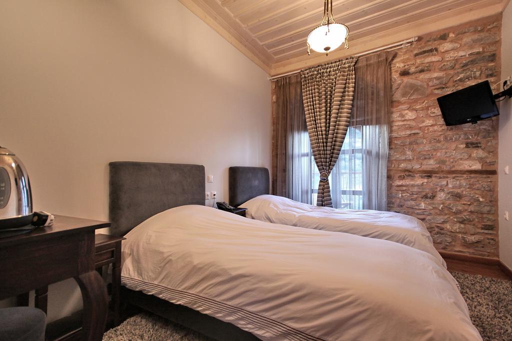 Hotel Archontiko à Andritsaina Extérieur photo